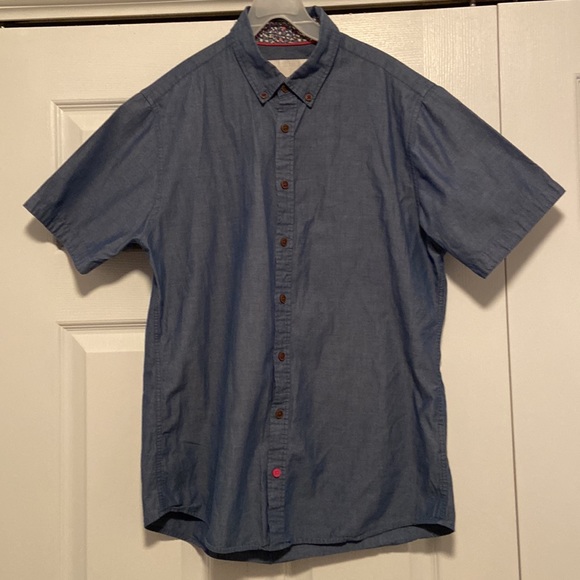 Moods of Norway Men’s short sleeve button down. - Picture 3 of 7
